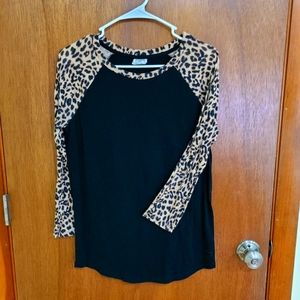 Vs pink leopard cheetah and black baseball t